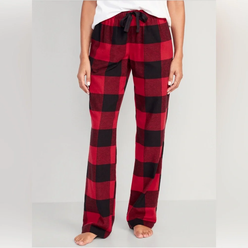 Old Navy Buffalo. Plaid Pajama Pants
Christmas Pajamas
Jingle Jammies